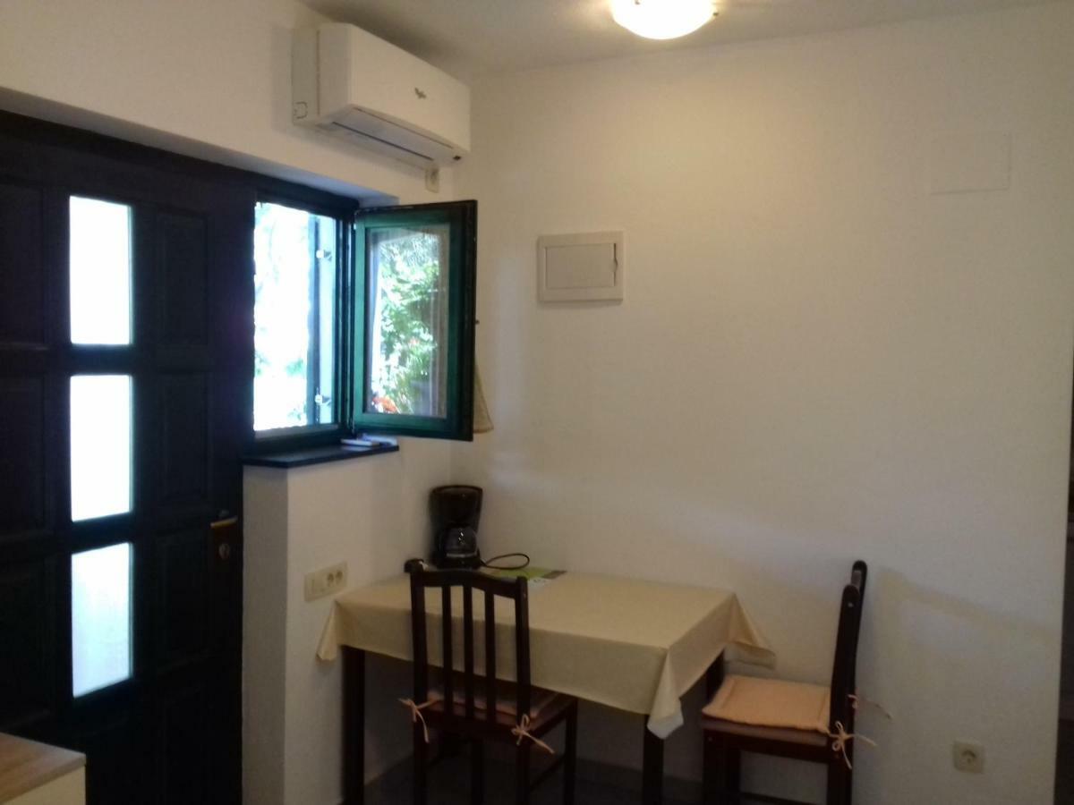 Apartments Jelicic บีโอกราดนาโมรู ภายนอก รูปภาพ