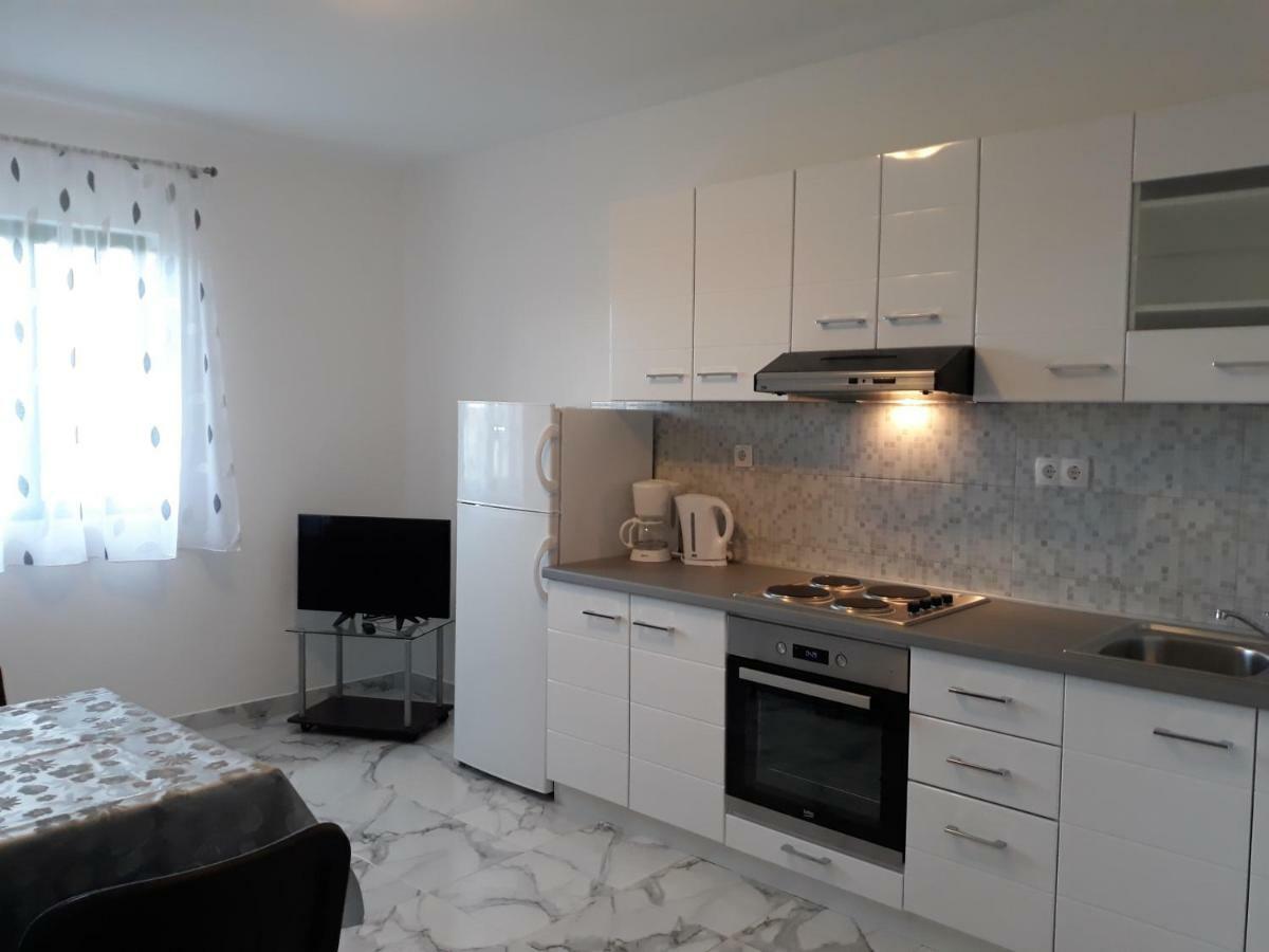Apartments Jelicic บีโอกราดนาโมรู ภายนอก รูปภาพ
