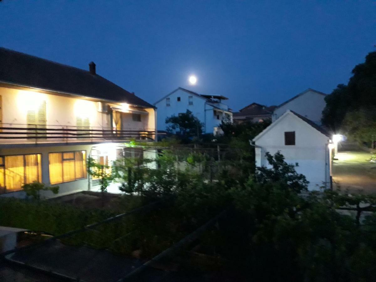 Apartments Jelicic บีโอกราดนาโมรู ภายนอก รูปภาพ